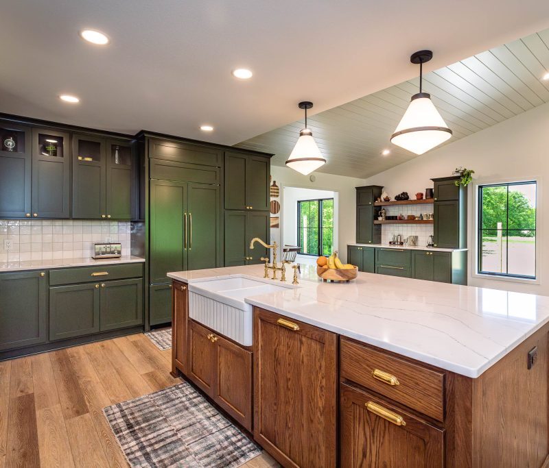 Oak Hill kitchen island and cabinetry